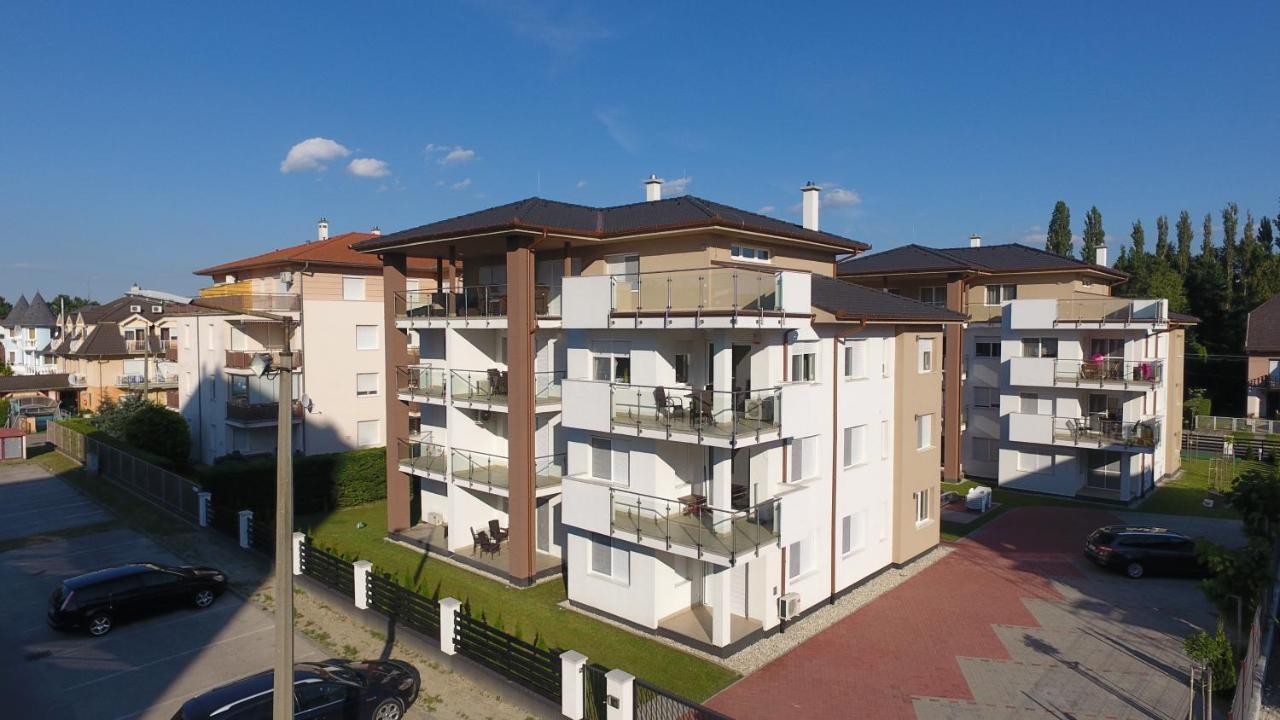 Laguna Beach Apartmanok Siofok Luaran gambar